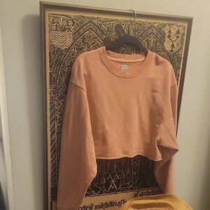 GAP Women's Crew Neck Sweater in Rust Brown